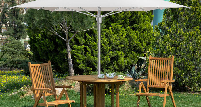 Parasol : l’accessoire déco indispensable au jardin
