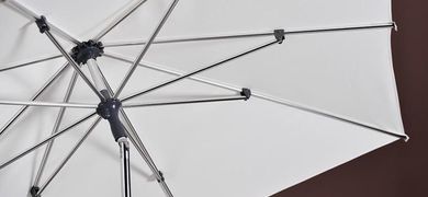 Comment réparer une baleine de parasol ?