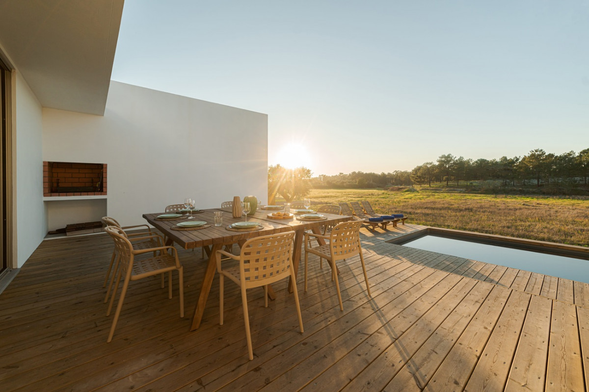 Comment fixer un parasol sur une terrasse en bois